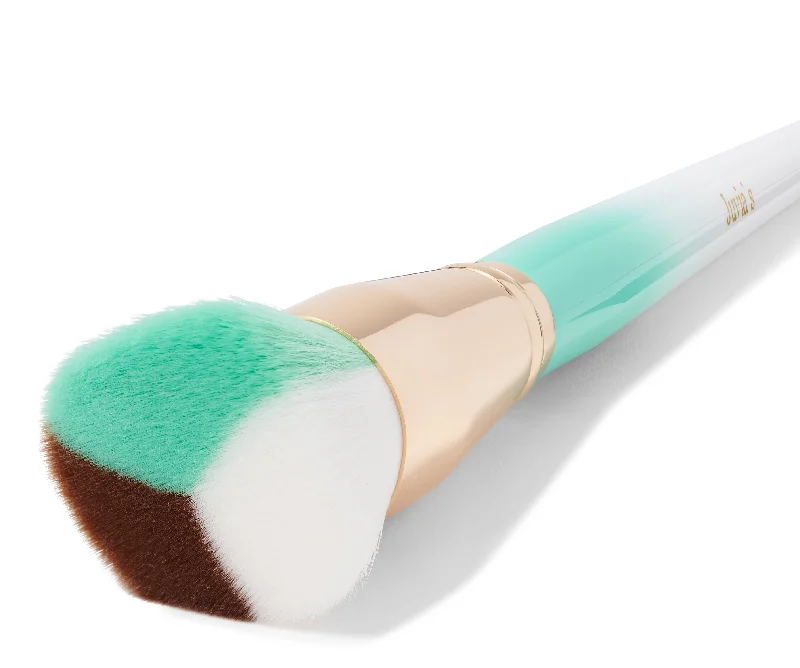 Your Shopping Spree Starts Here I Am Magic 102 Flat Top Foundation Brush